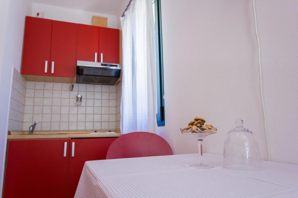 Apartments Petrinic Crnogaj Baska  Exterior photo
